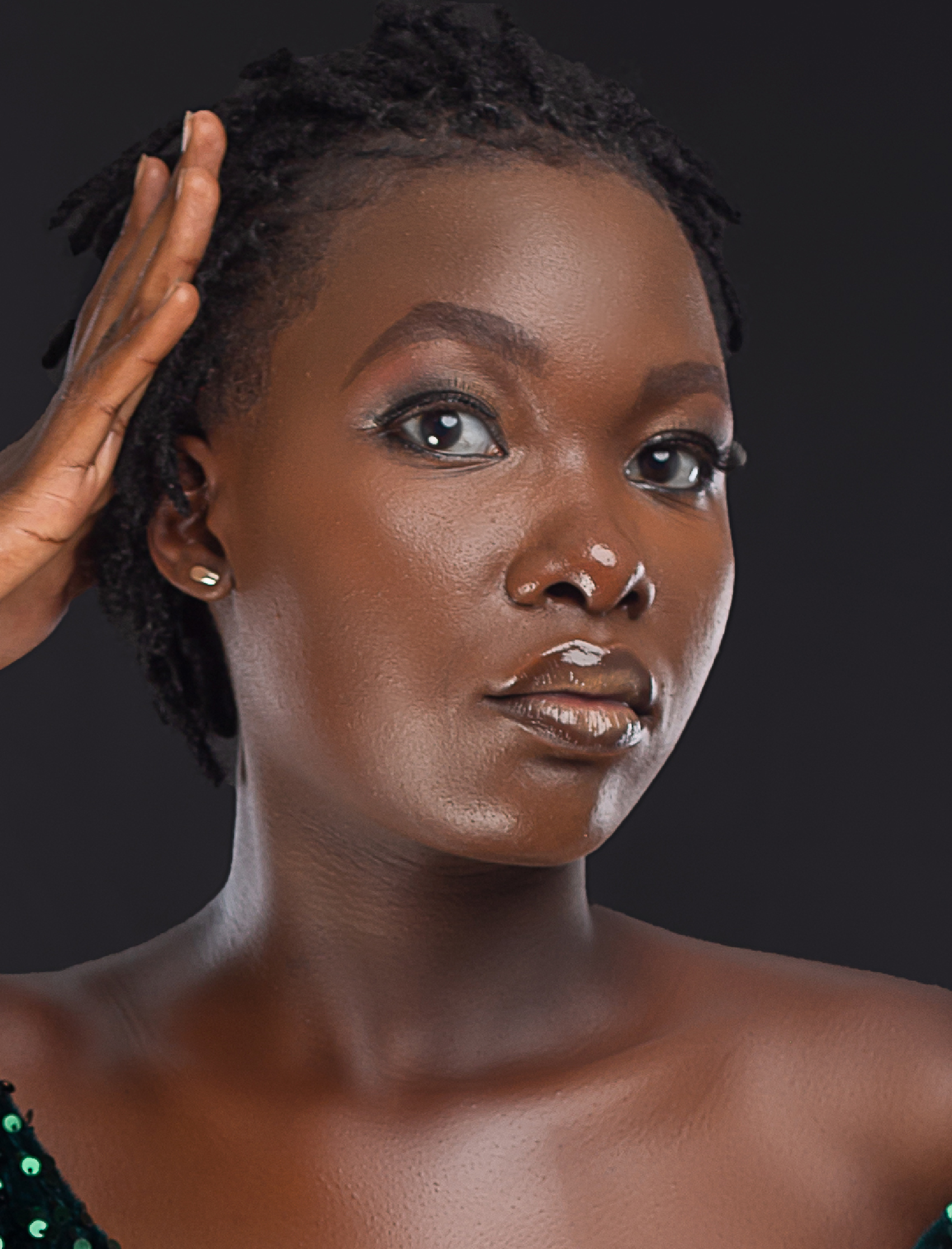 KIIZA LINDA AKELLO AMOOTI 